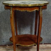 Table d'apparat - guéridon de style Louis XV, en acajou finement travaillé