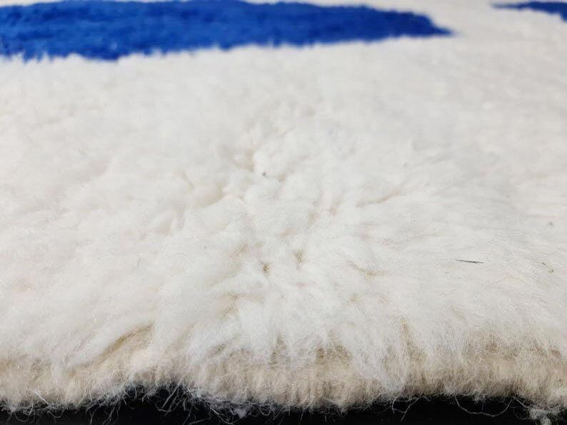 Moroccan berber carpet 325x210cm