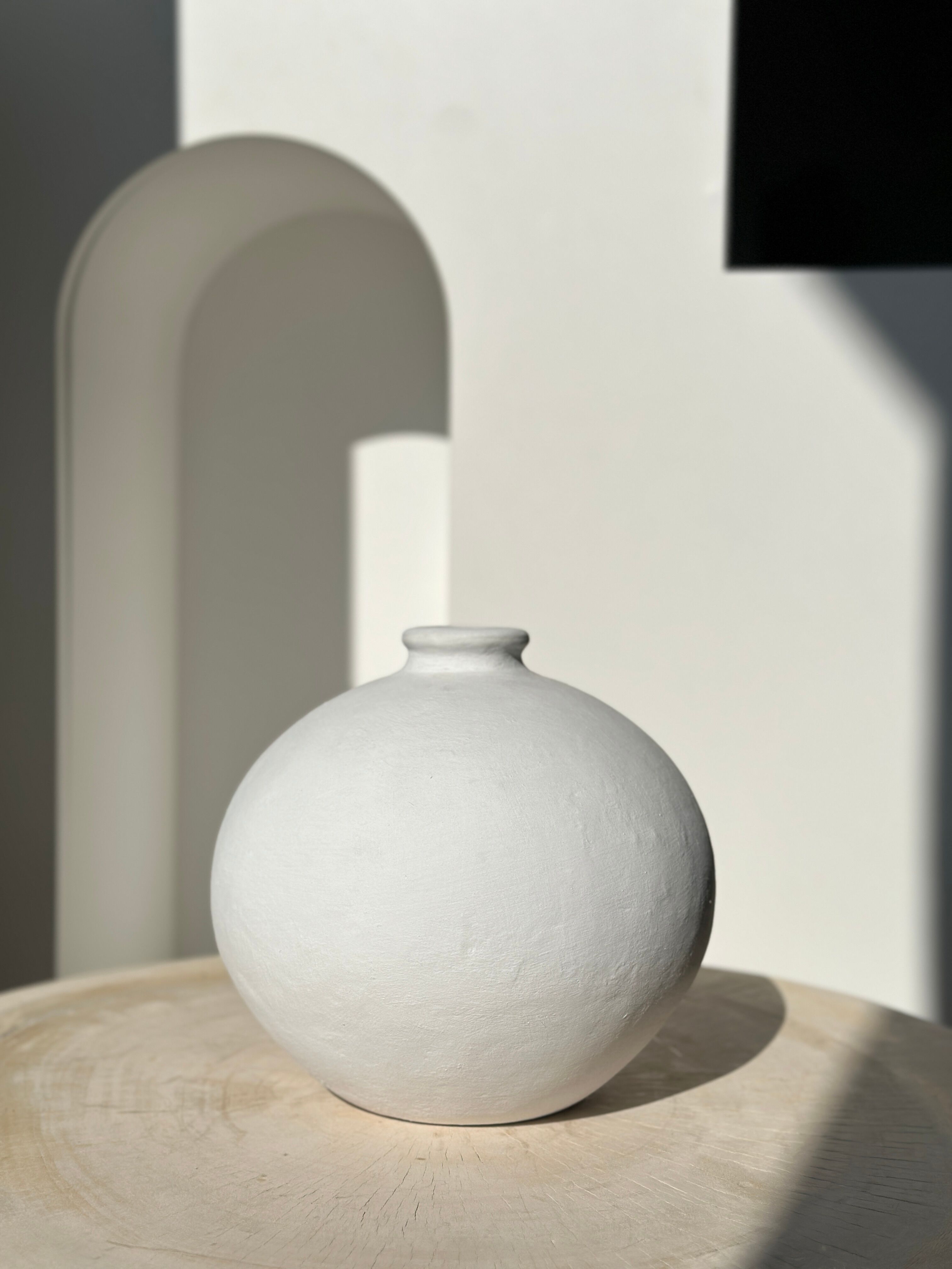 Handcrafted terracotta ball vase painted white H:24 D:26