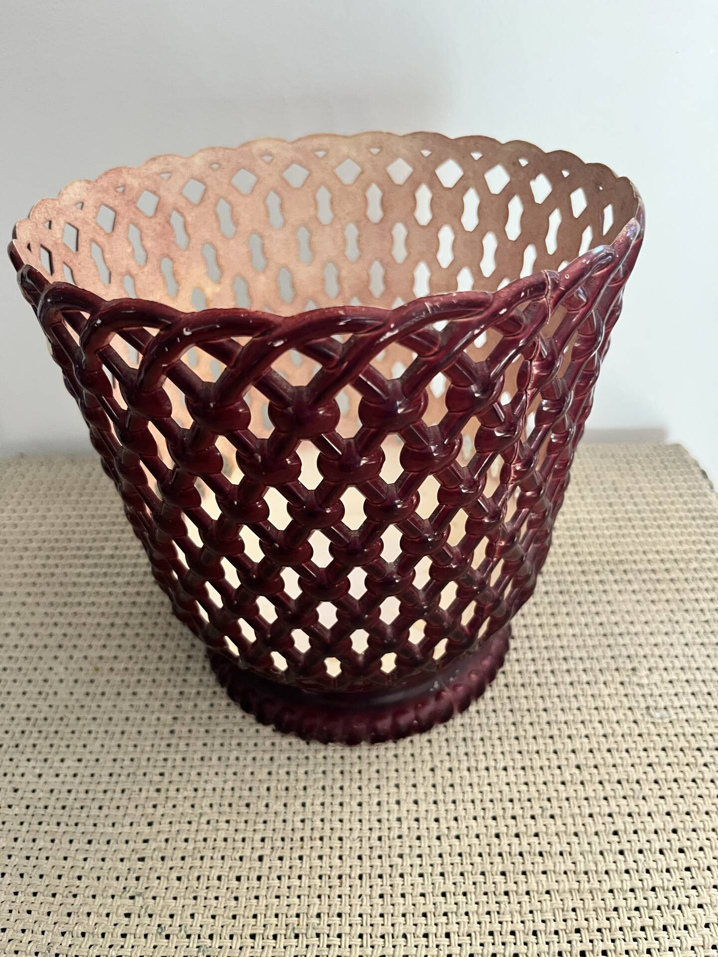 Cache pot en plastique