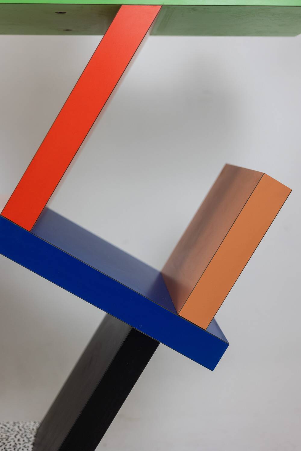 Ettore Sottsass for Memphis. Carlton Library. Year 1981.