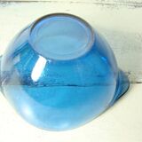 Set of 2 bowls in Vereco blue glass