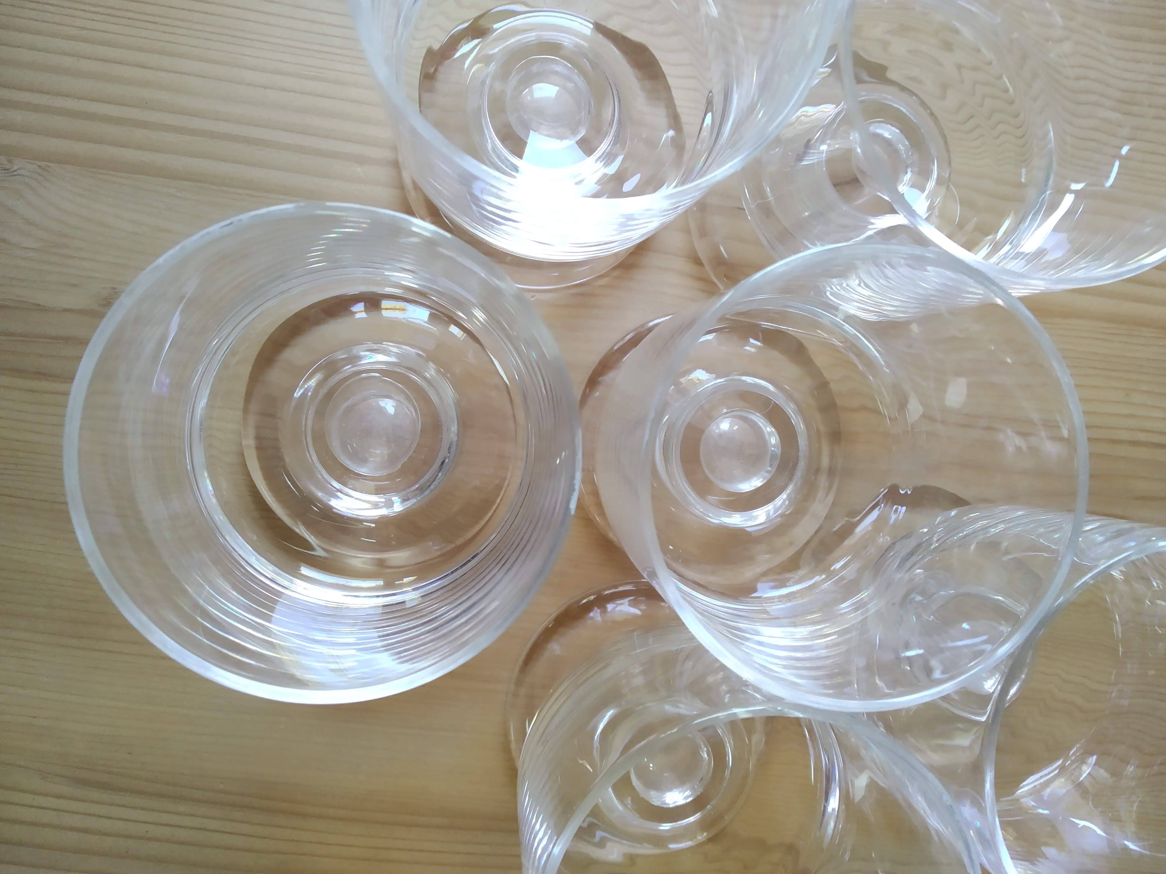 Vintage 70 crystal footed glass from Arques