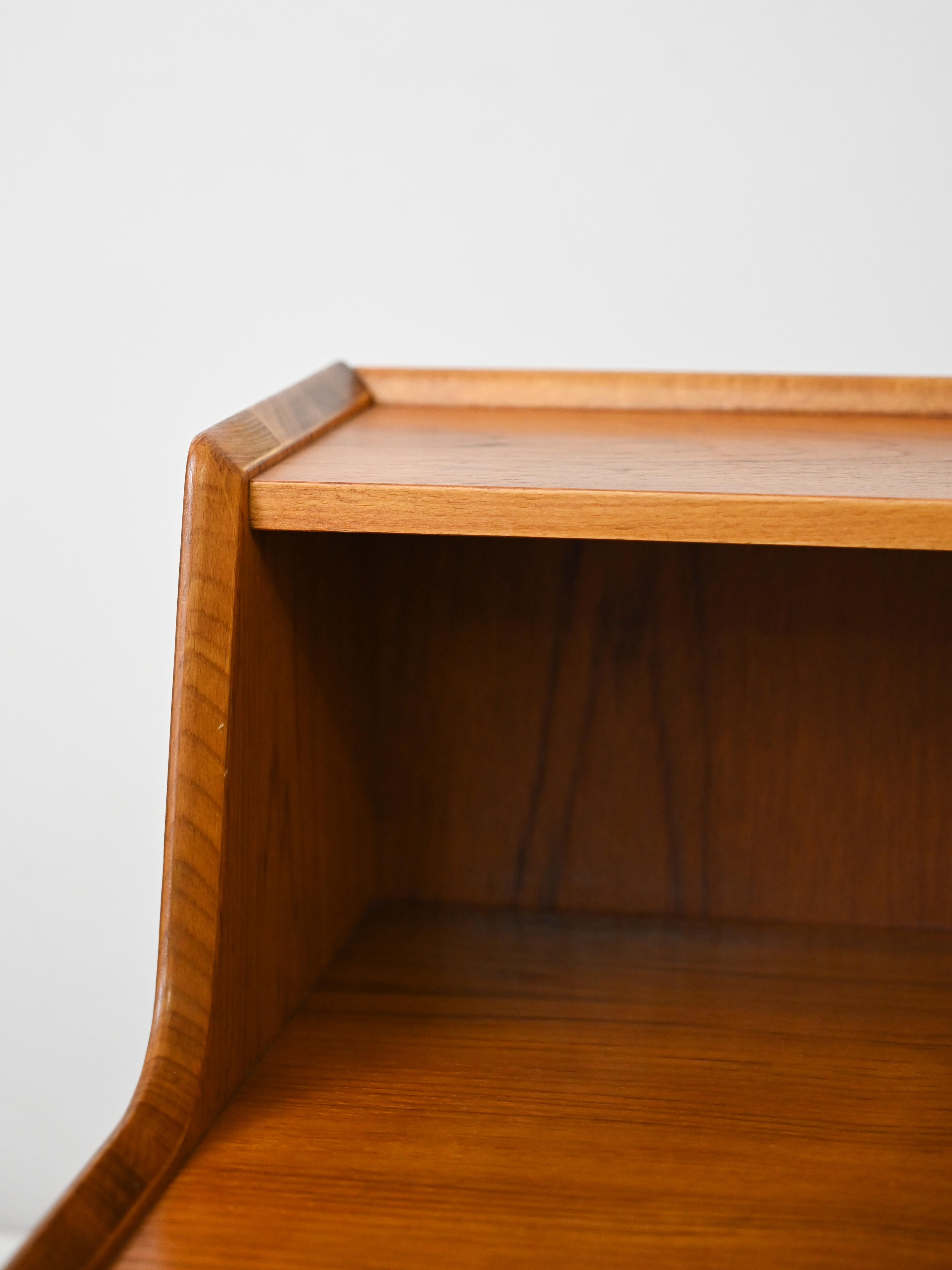 Scandinavian nightstand with double table top