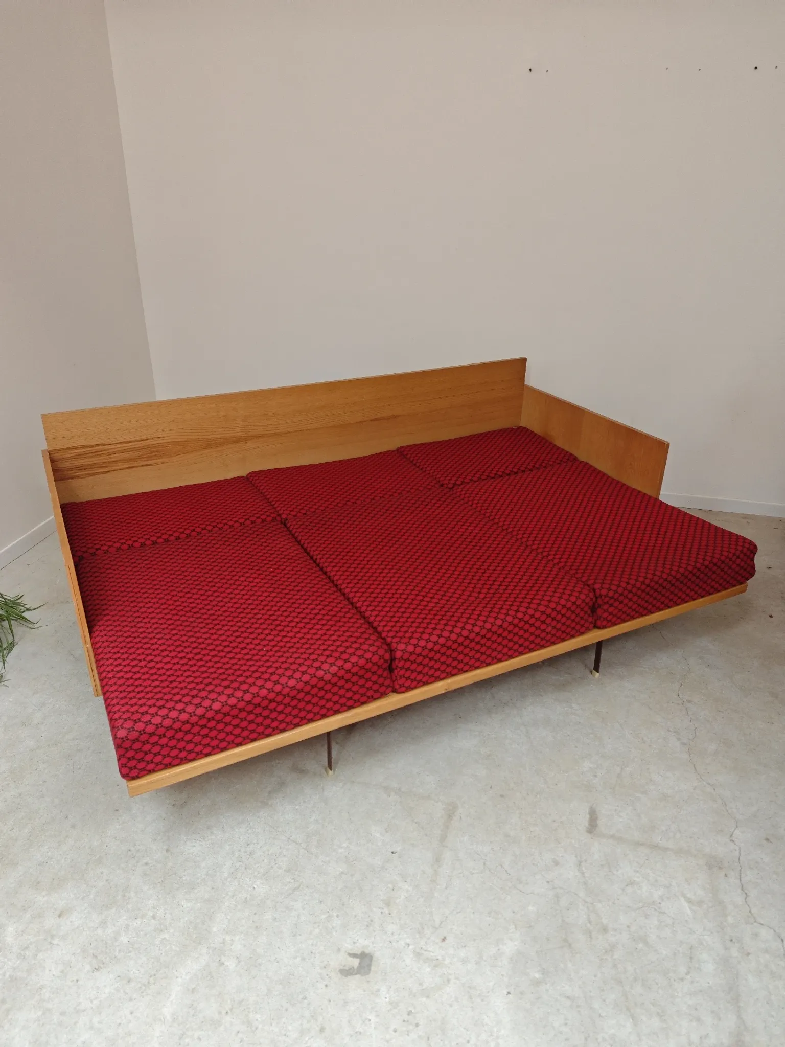 Folding bench Daybed sofa red and black fabric Libena Ex Teh