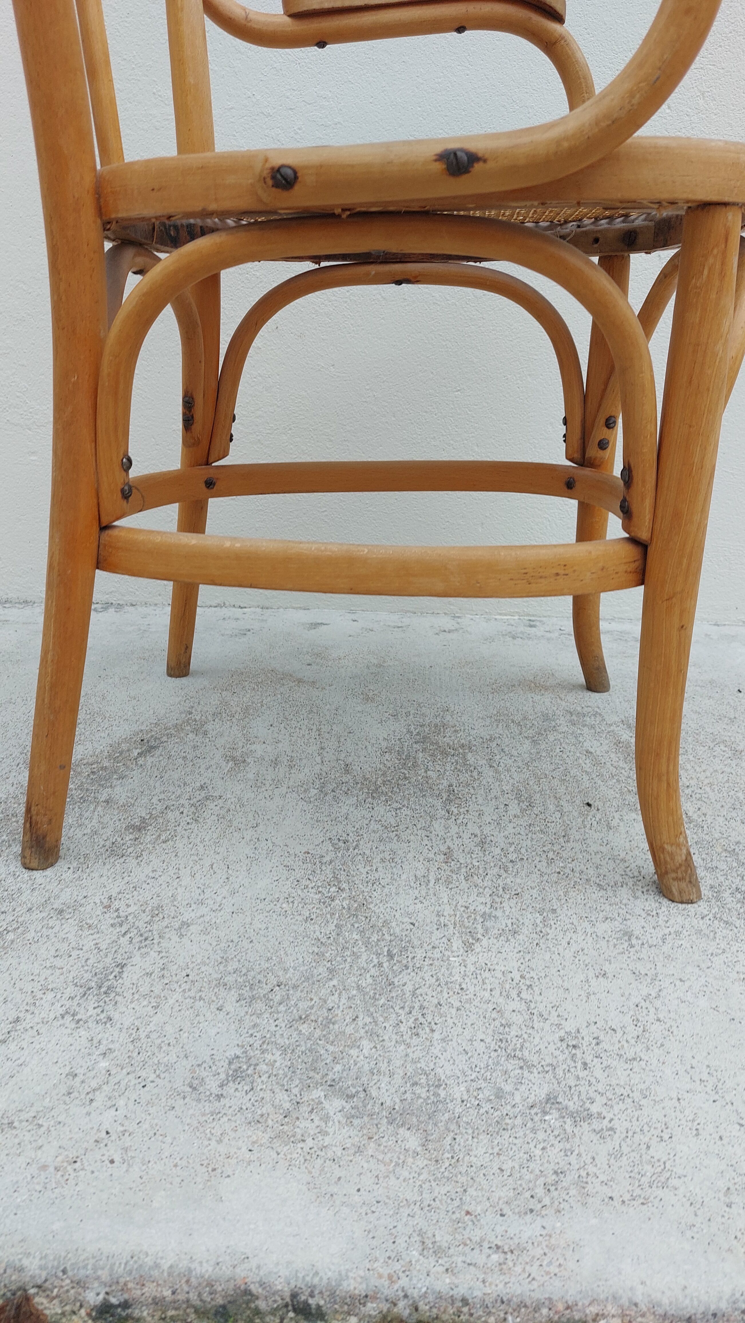 Michael Thonet armchair in curved wood and canework 1930