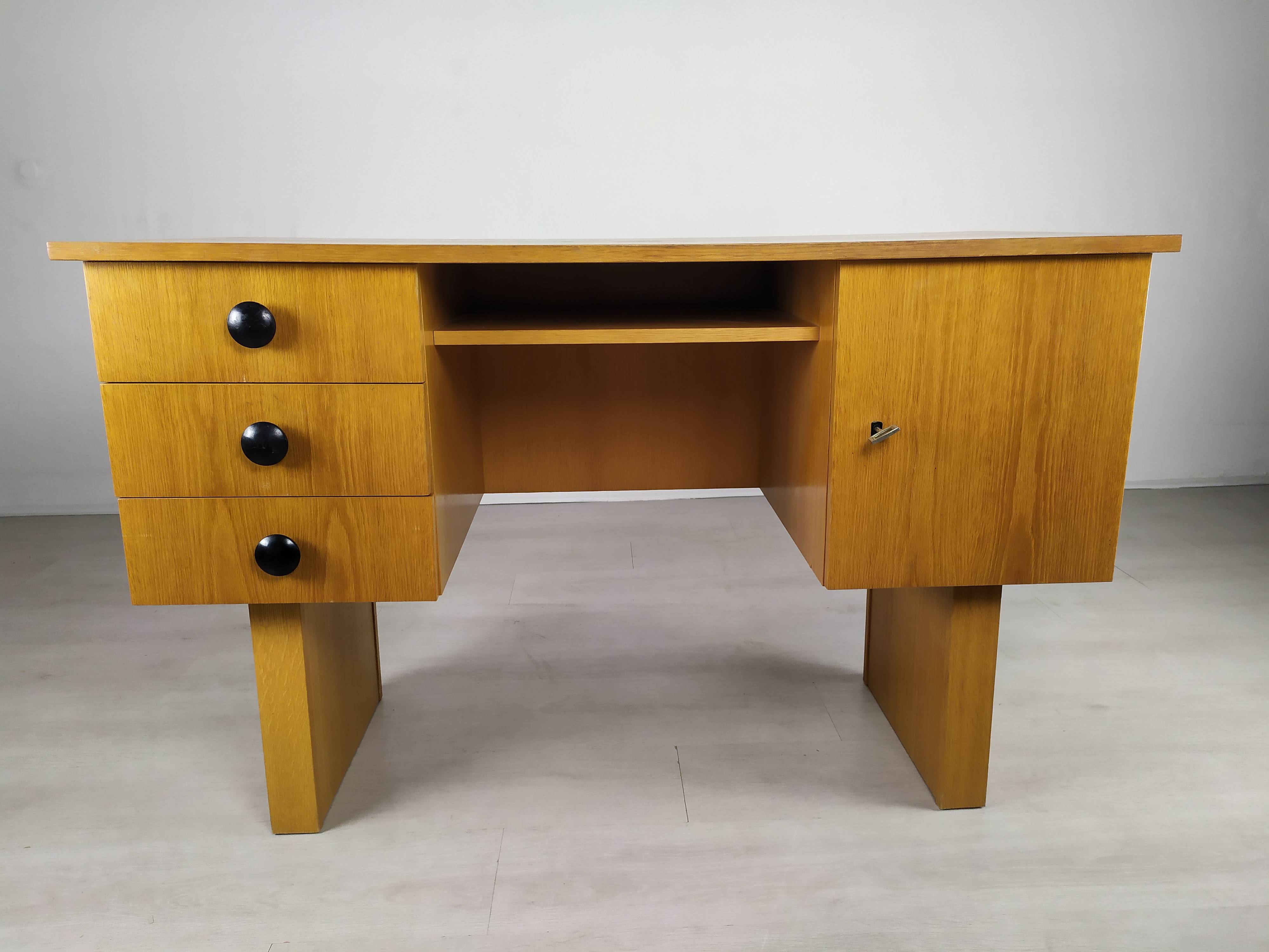 Bureau chêne vintage