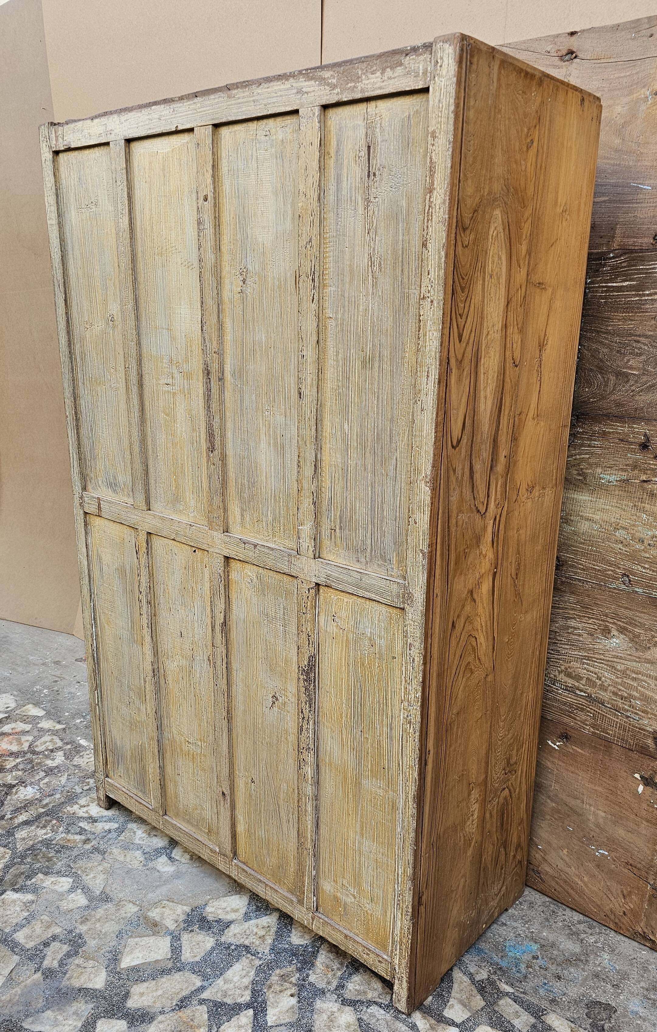 Ancienne armoire Art déco en teck birman
