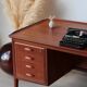 Desk Svend Aage Madsen: Danish Teck & Design (HP Hansen)