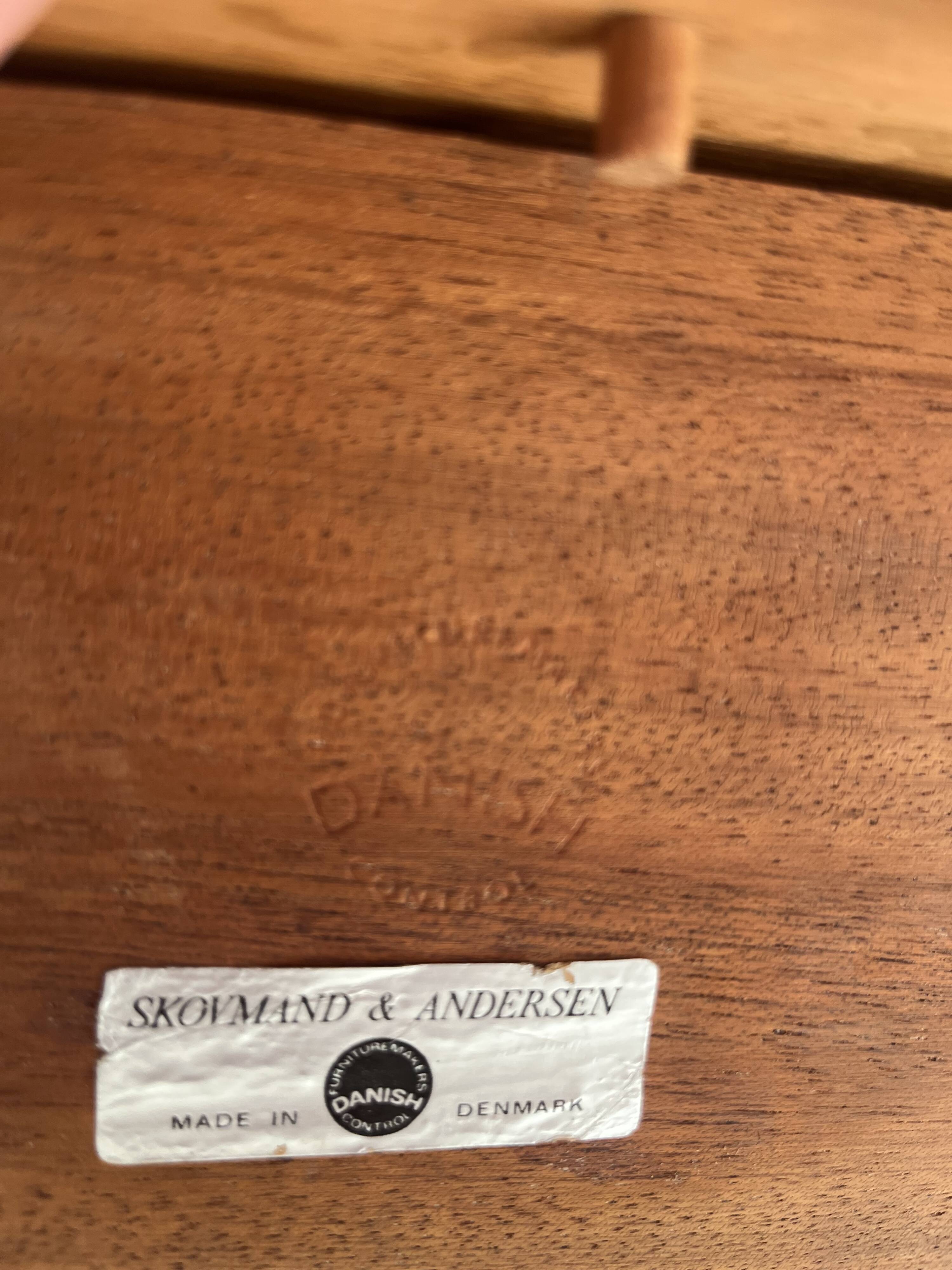 Danish extendable table Skovmand & Andersen