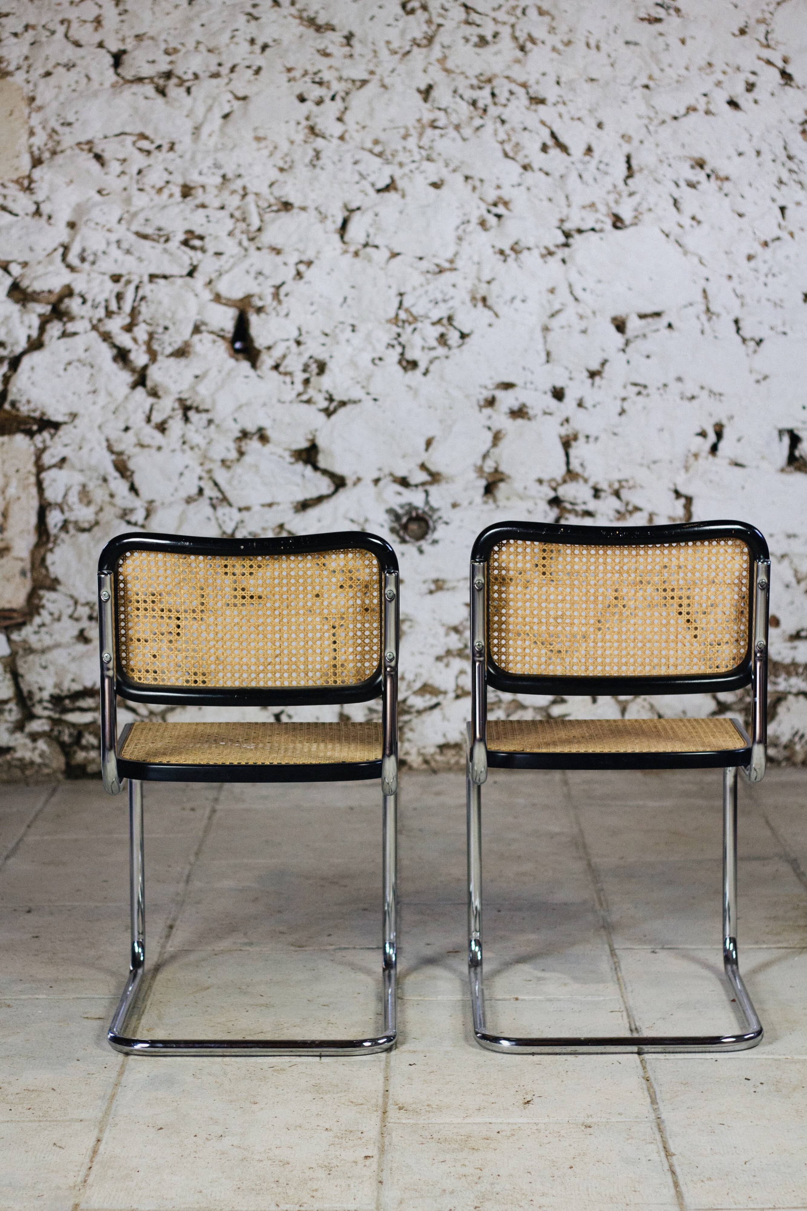 Black b32 chair by Marcel Breuer