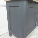 Small low Parisian sideboard re-enchanted in slate gray, medium oak waxed top.