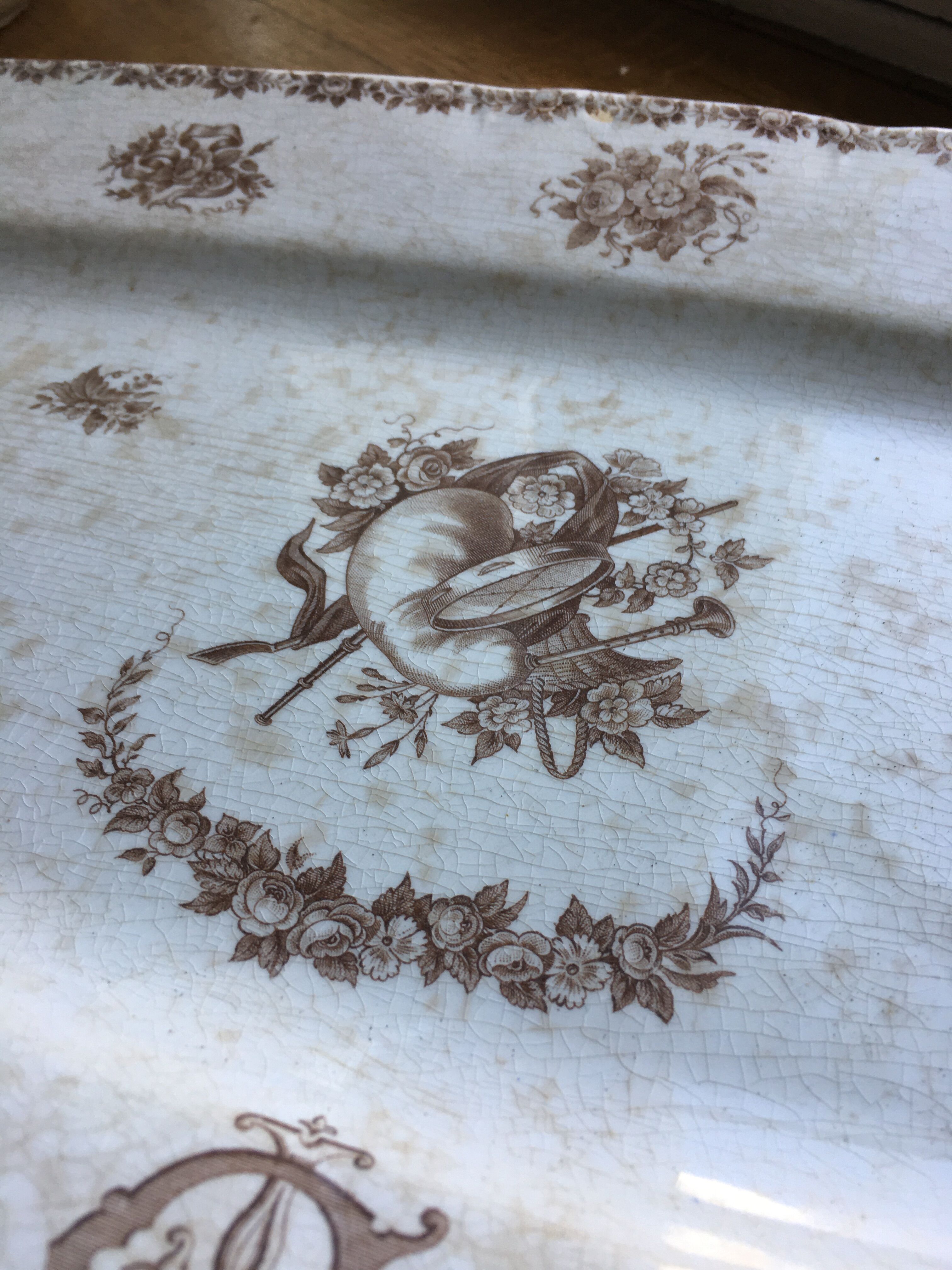 Old fish presentation dish