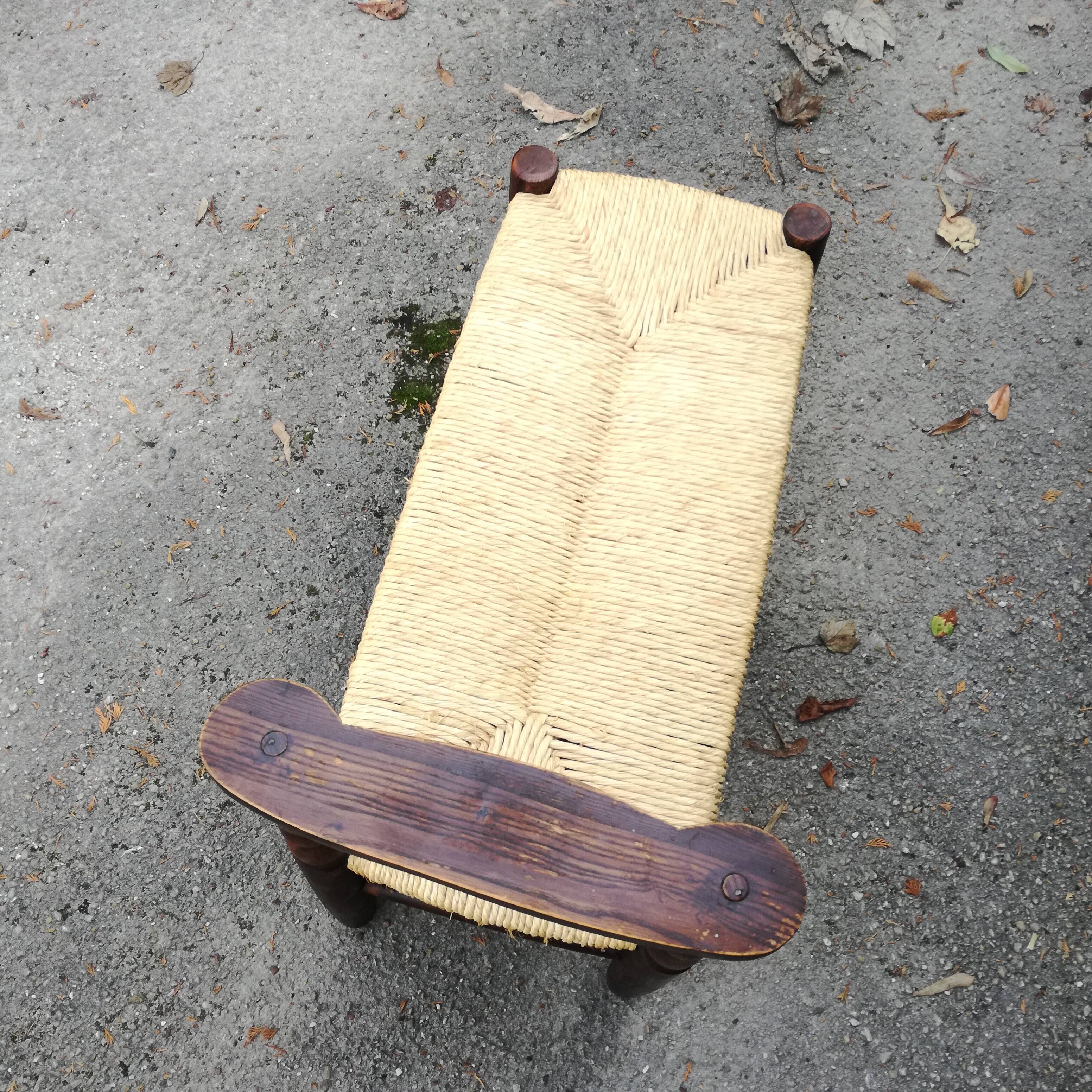 Cantel or antique mulched bench of fireplace corner