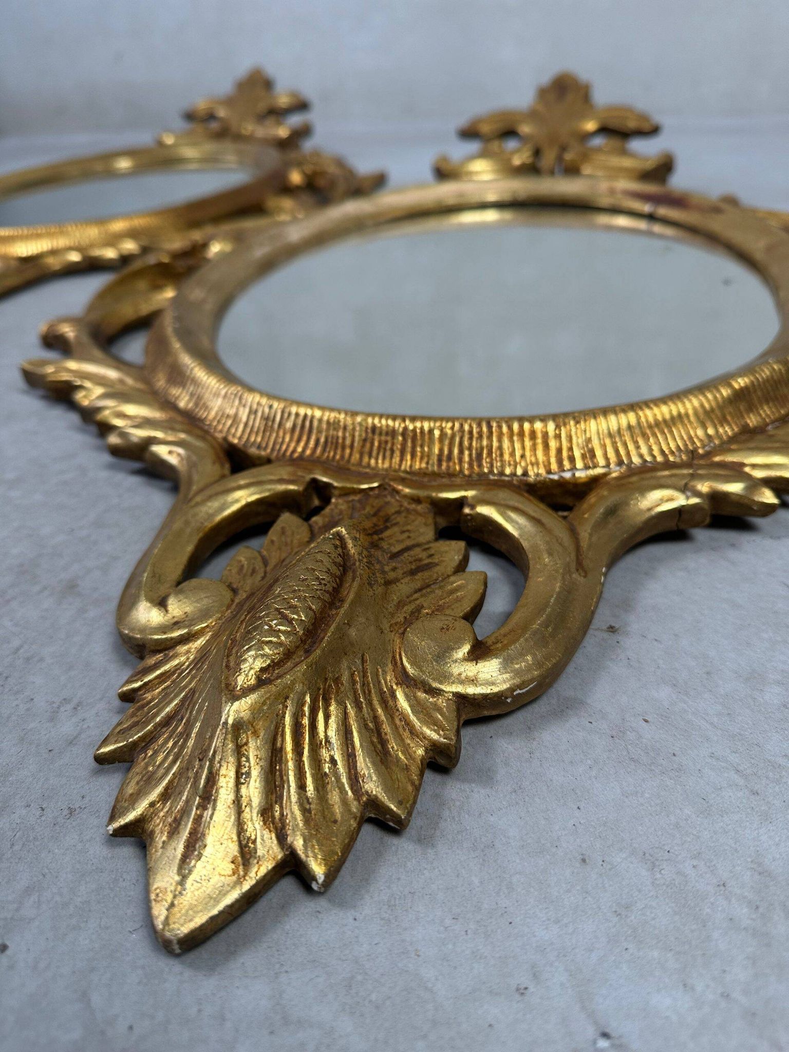 2 miroirs anciens – bois et feuille d'or