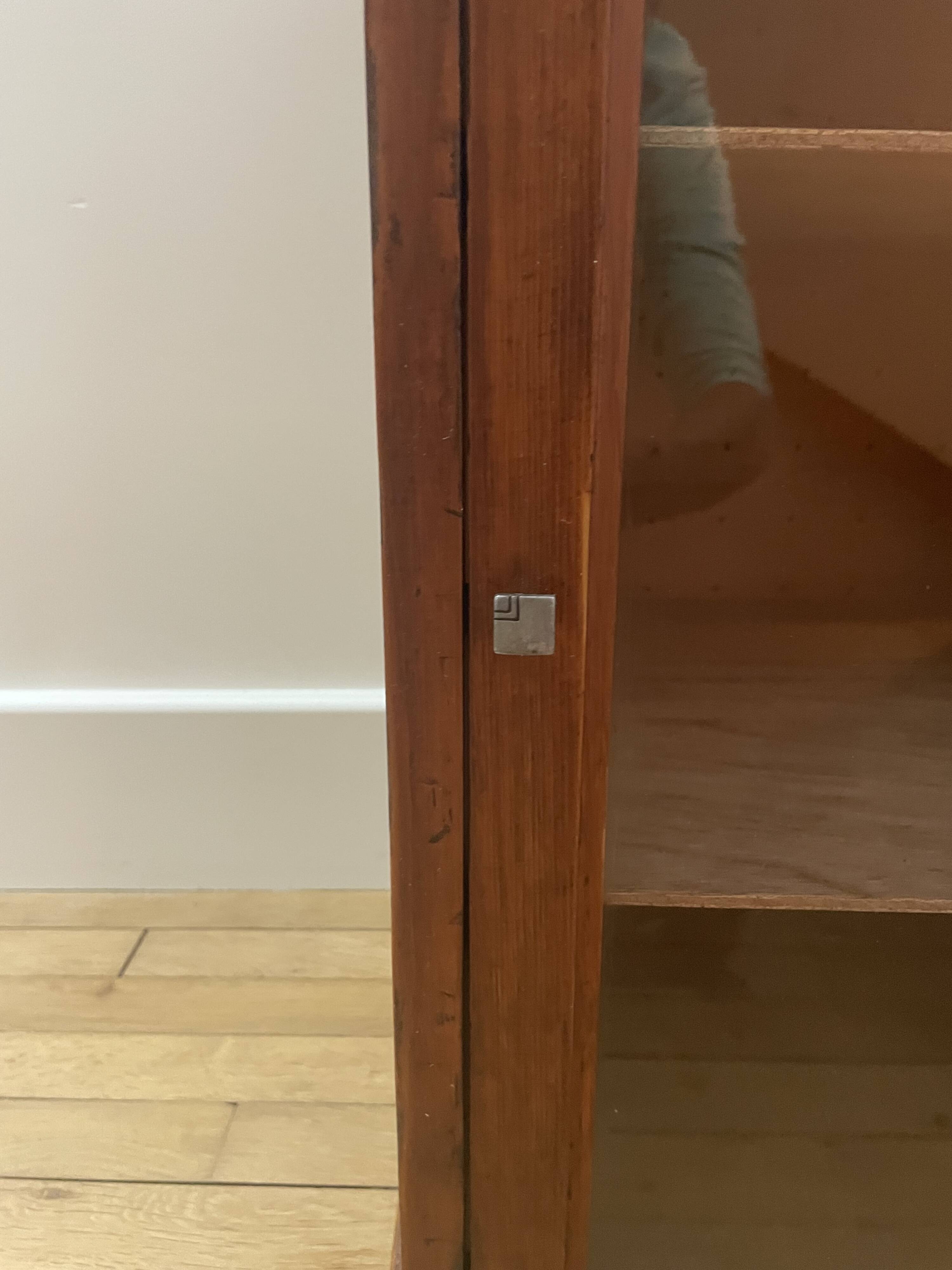 Vitrine vintage en bois 260319