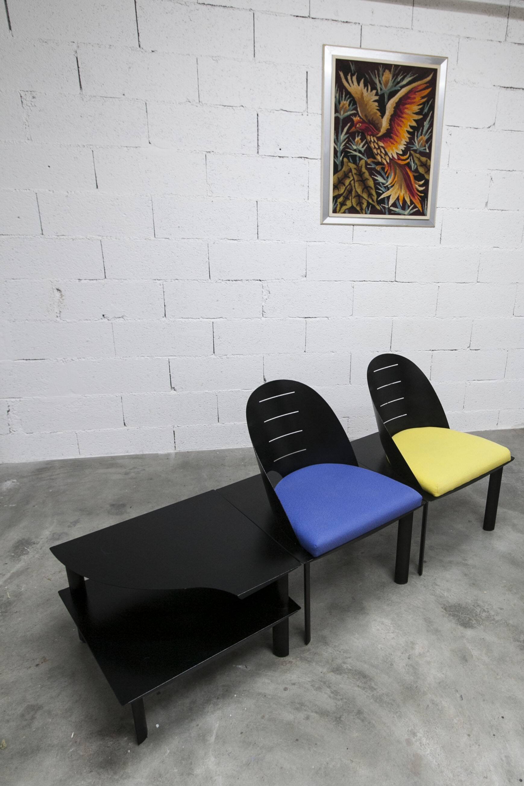 Ensemble 2 fauteuils + table basse design patrice bonneau genexco 1980