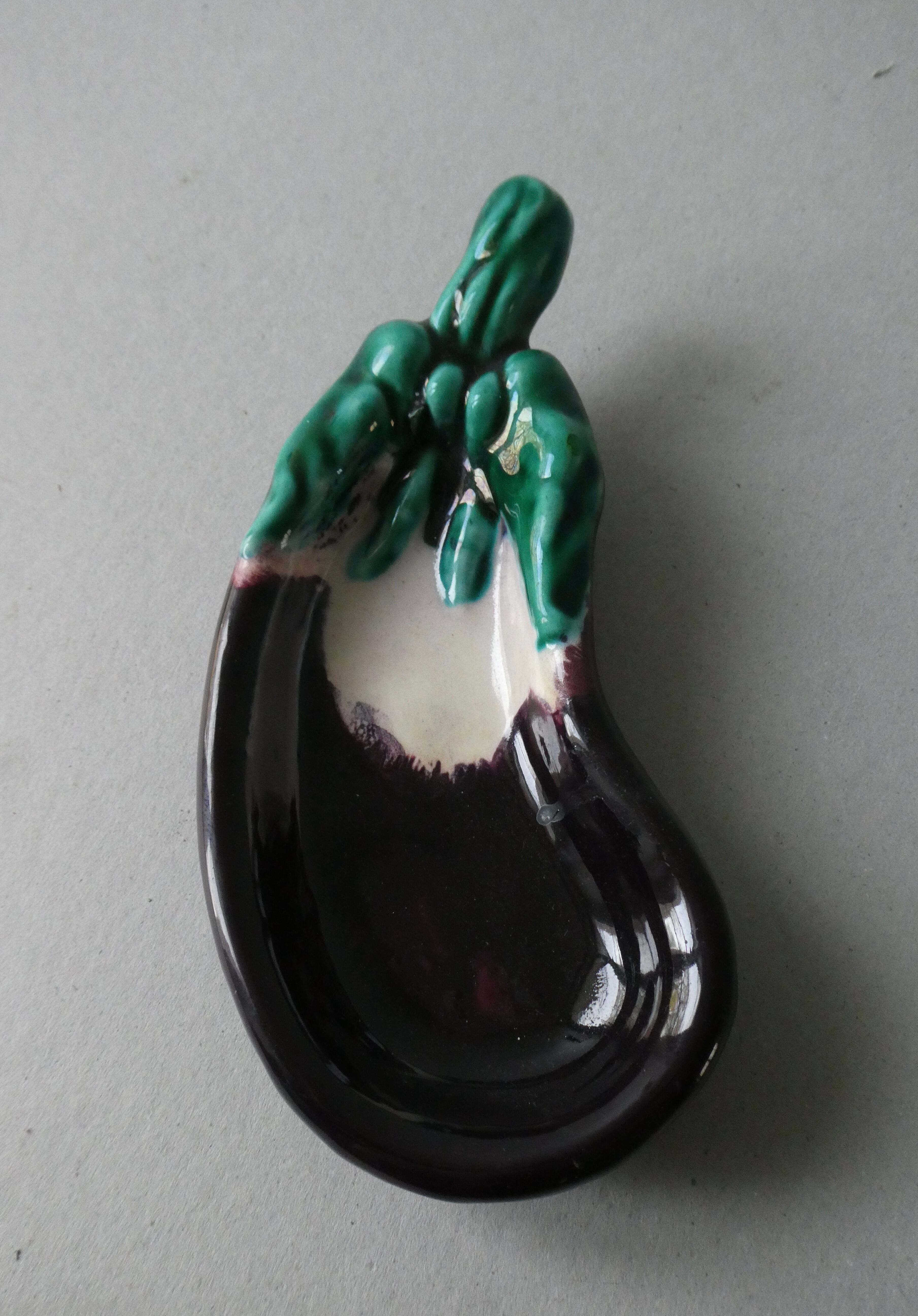 Butter in dabbling, eggplant, A Ferlay Vallauris