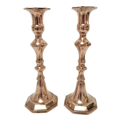 Paire de bougeoirs laiton massif néo classiques années 60