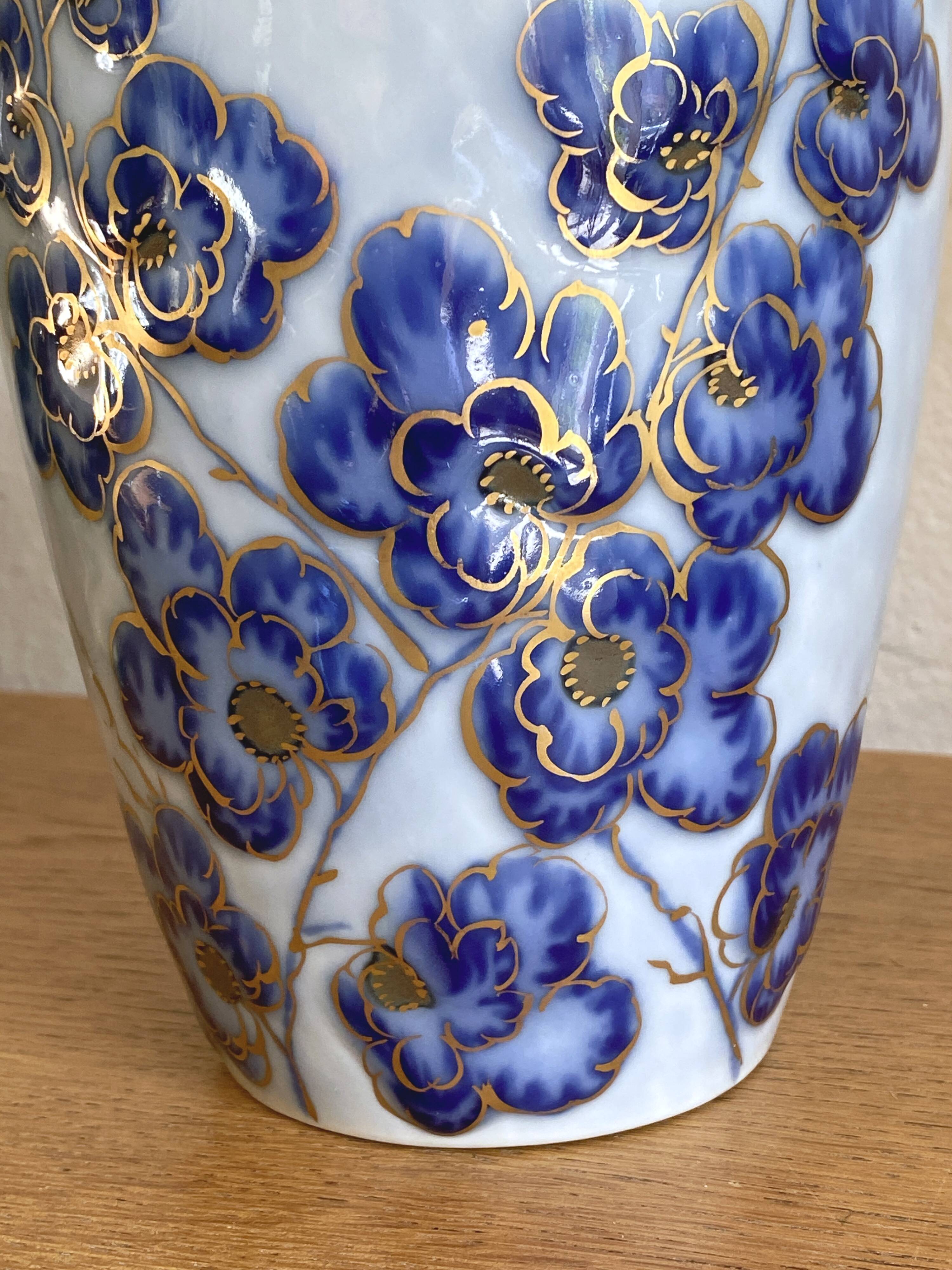 Vase from 1930 by Camille Tharaud in Limoges porcelain, signed - 27 cm