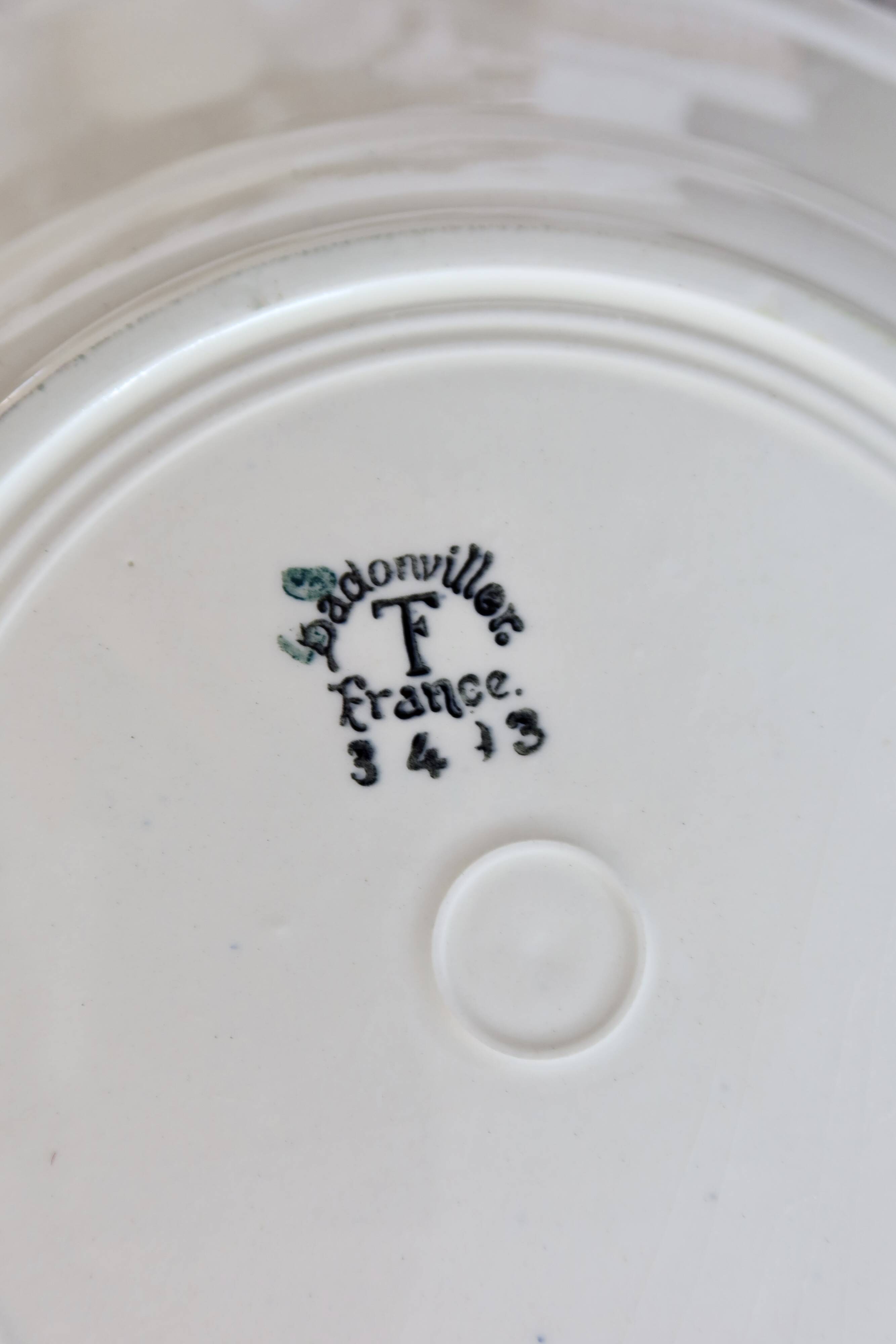 Assiette à dessert ancienne faïence Badonviller – Décor fleurs bleues