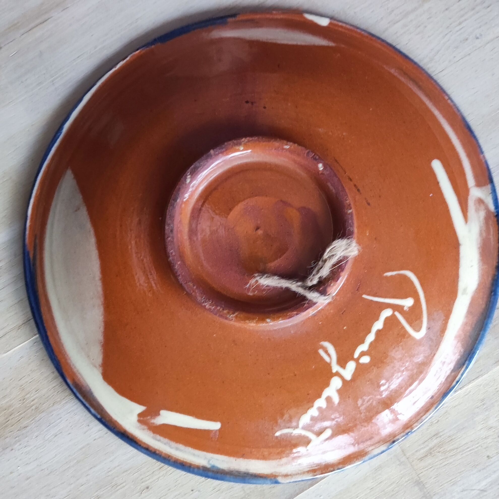 Puigdemont wall plate fish