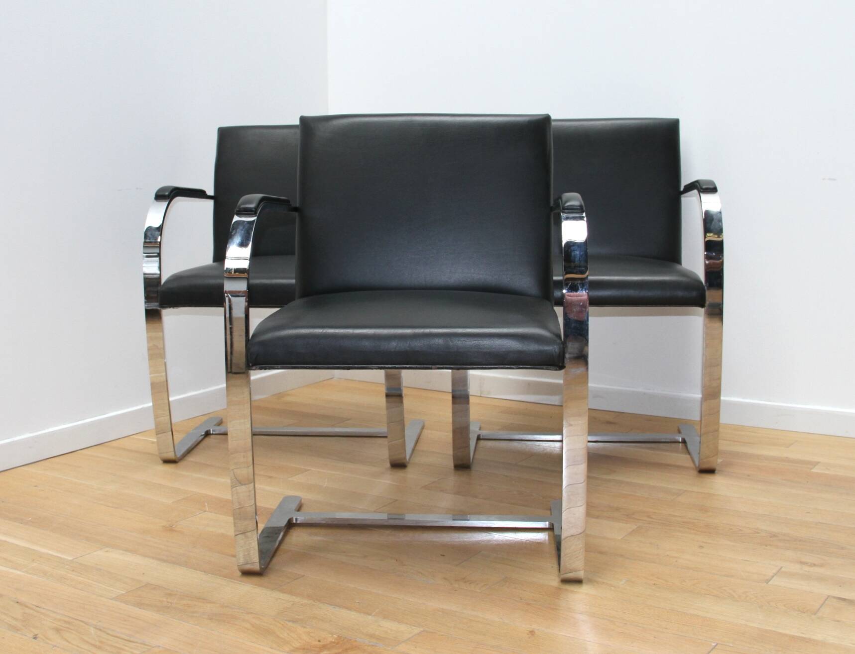 Fauteuil de bureau BRNO, Mies Van Der Rohe