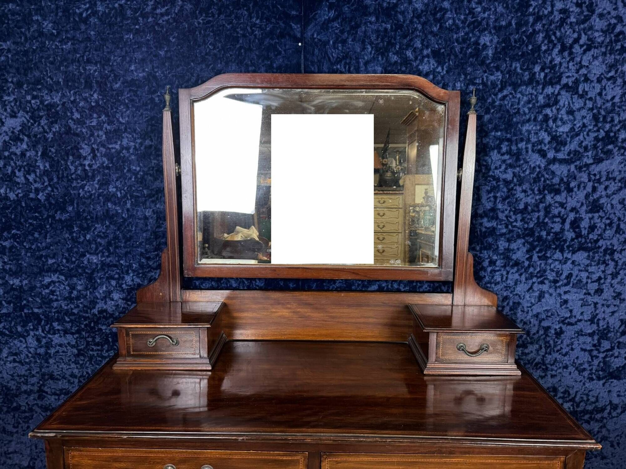 Superb English mahogany psyche chest of drawers circa 1880