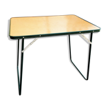 Folding camping table