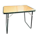 Folding camping table