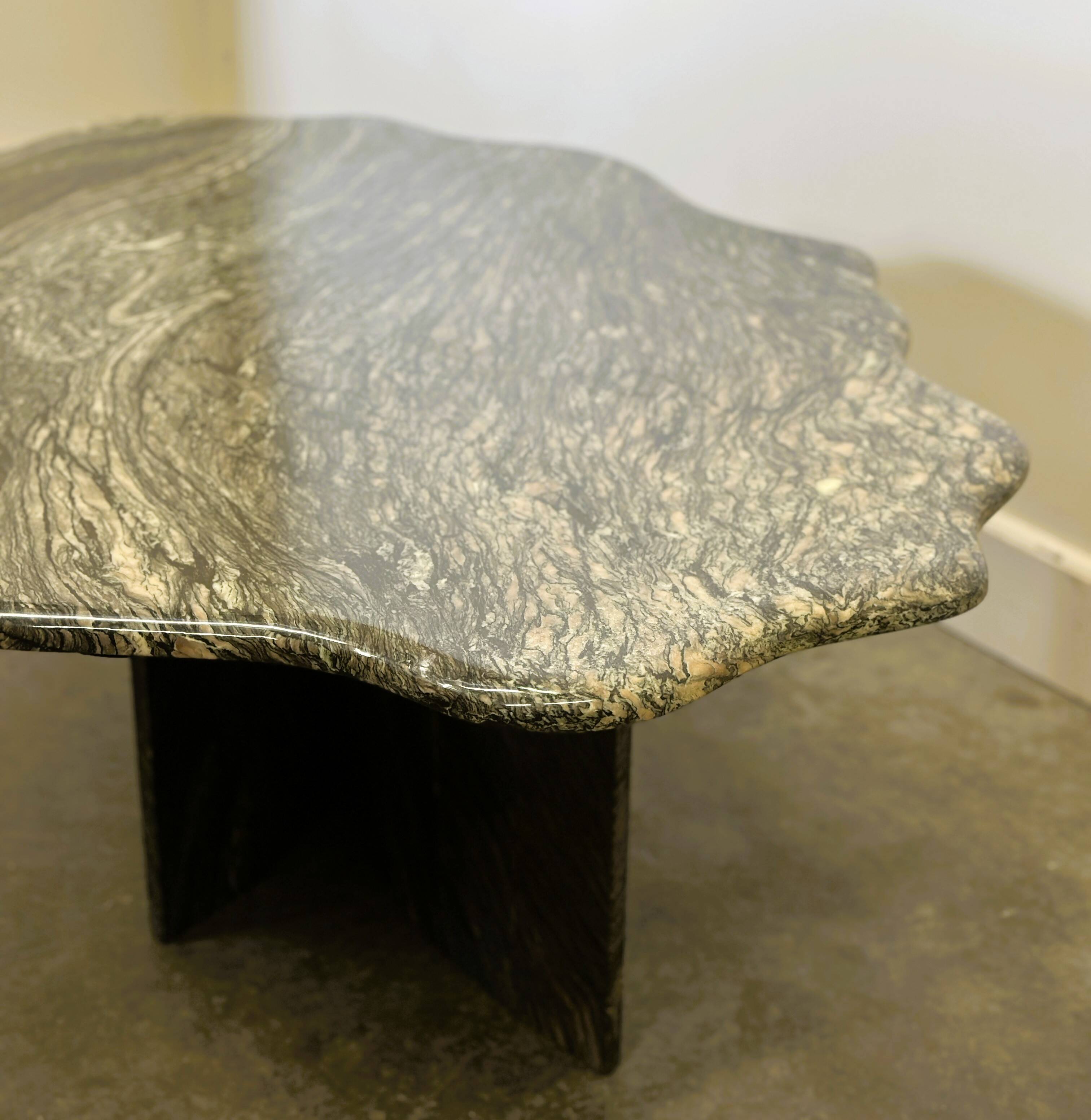 Wavy Italian Marble Coffee Table, 1970s