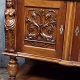 Meuble d’appui Style Renaissance en noyer a fonction dissimulée