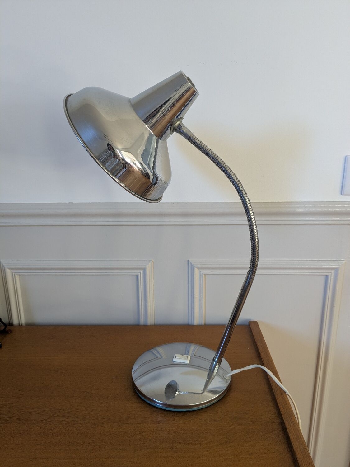 Vintage articulated lamp