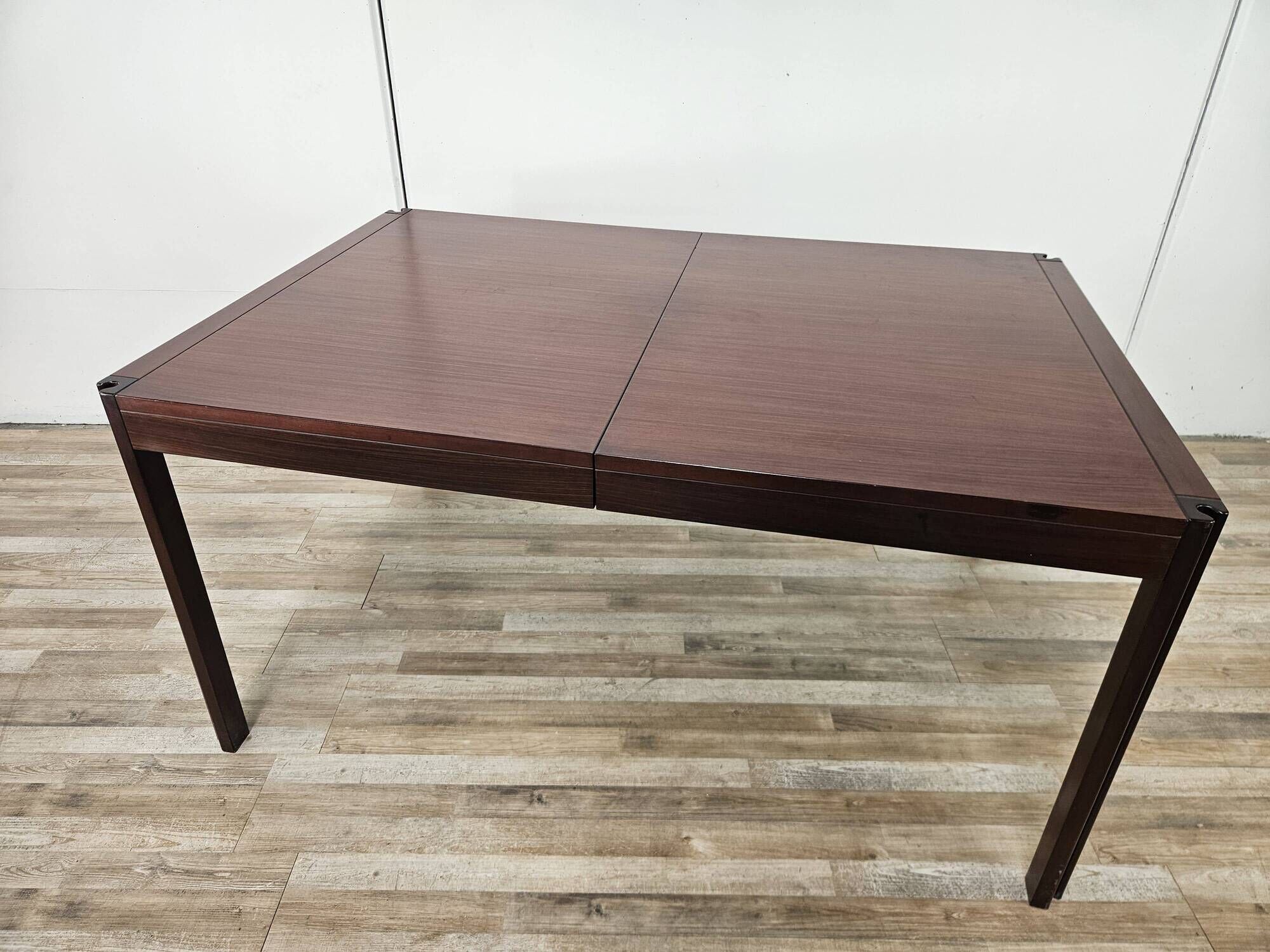 4D extendable dining table by Angelo Mangiarotti for Molteni, 1970