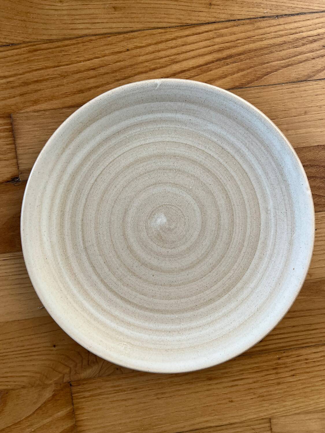 Niderville stoneware plate