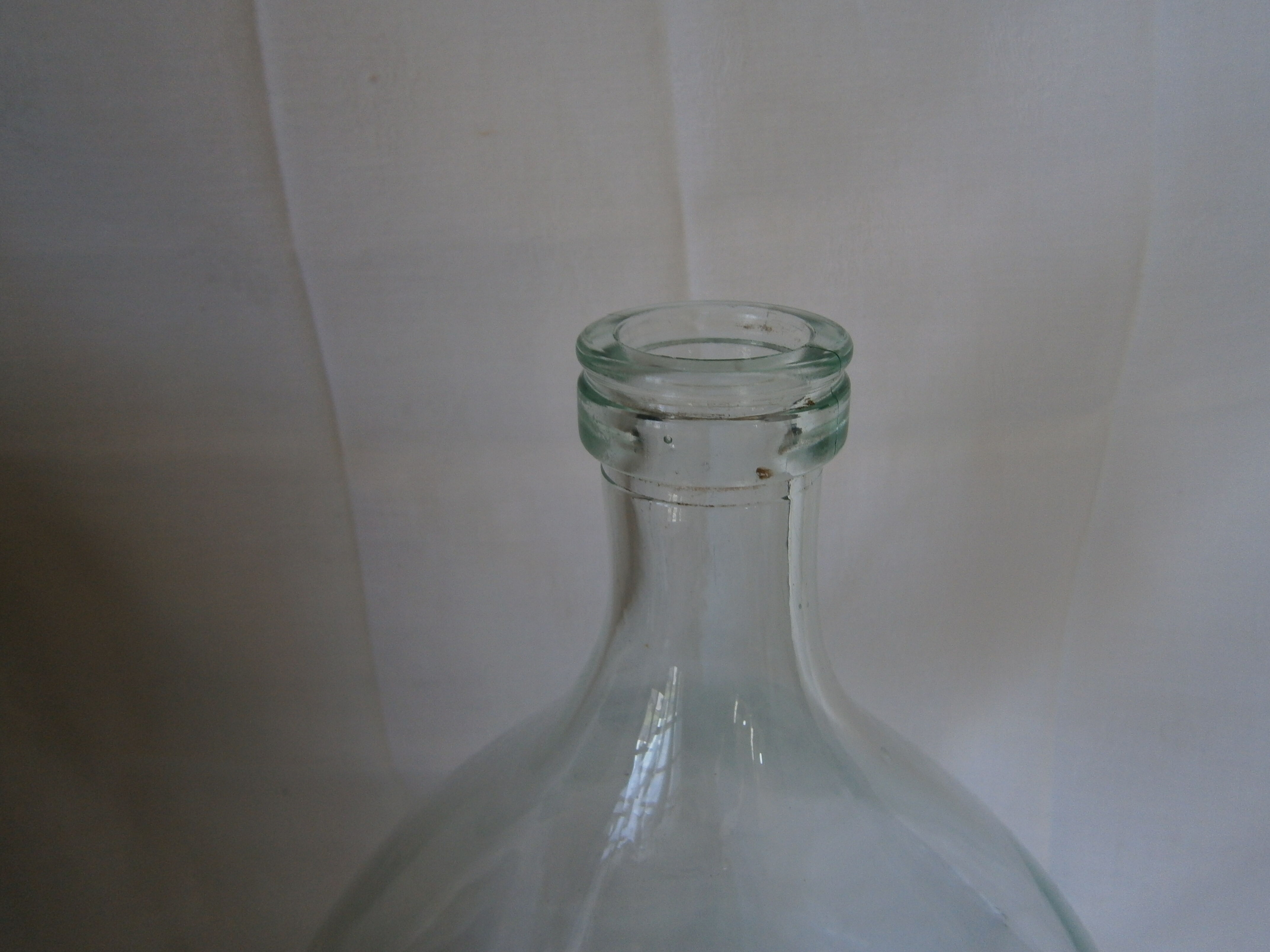 bottle demijohn