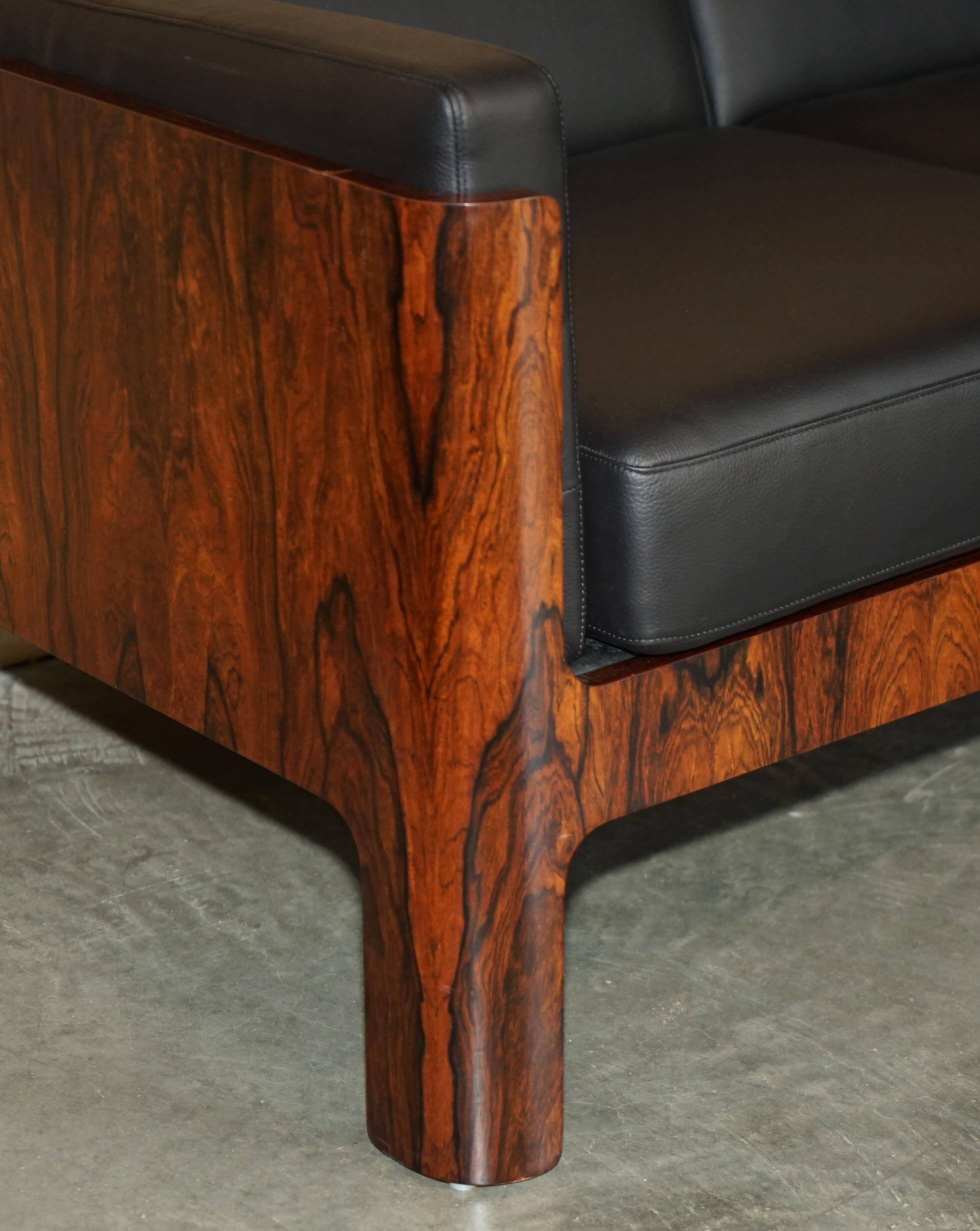 Mid-Century 3-seater canapé in Brazilian hardwood, 1966.