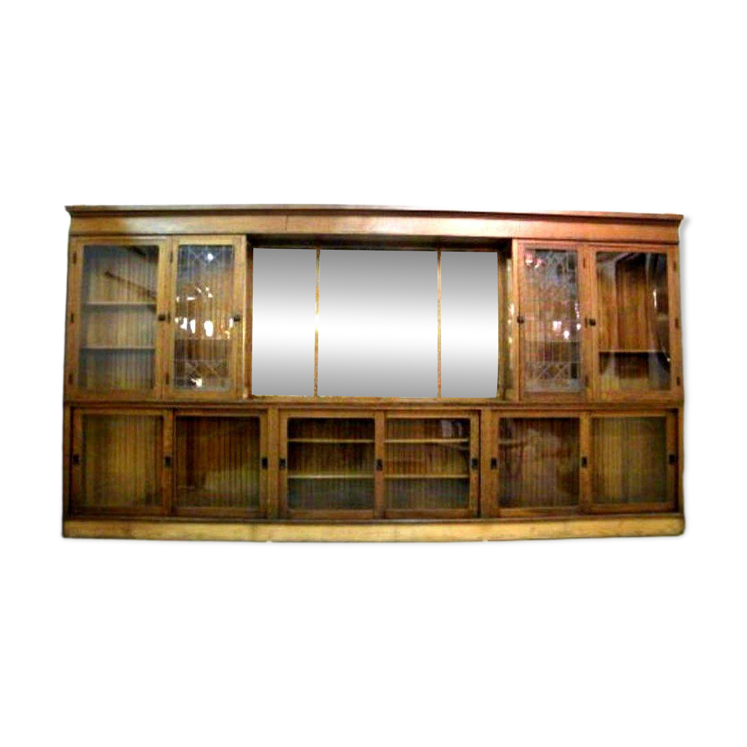 Exceptionnel meuble d’arrière-comptoir ancien – 4,70 m x 2,70 m – chên