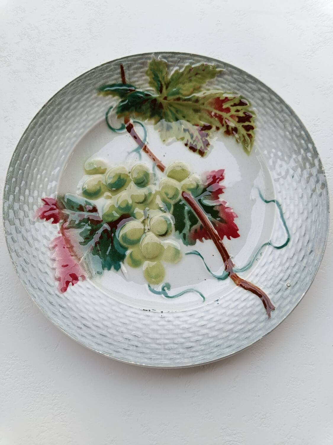 Barbotine dessert plates