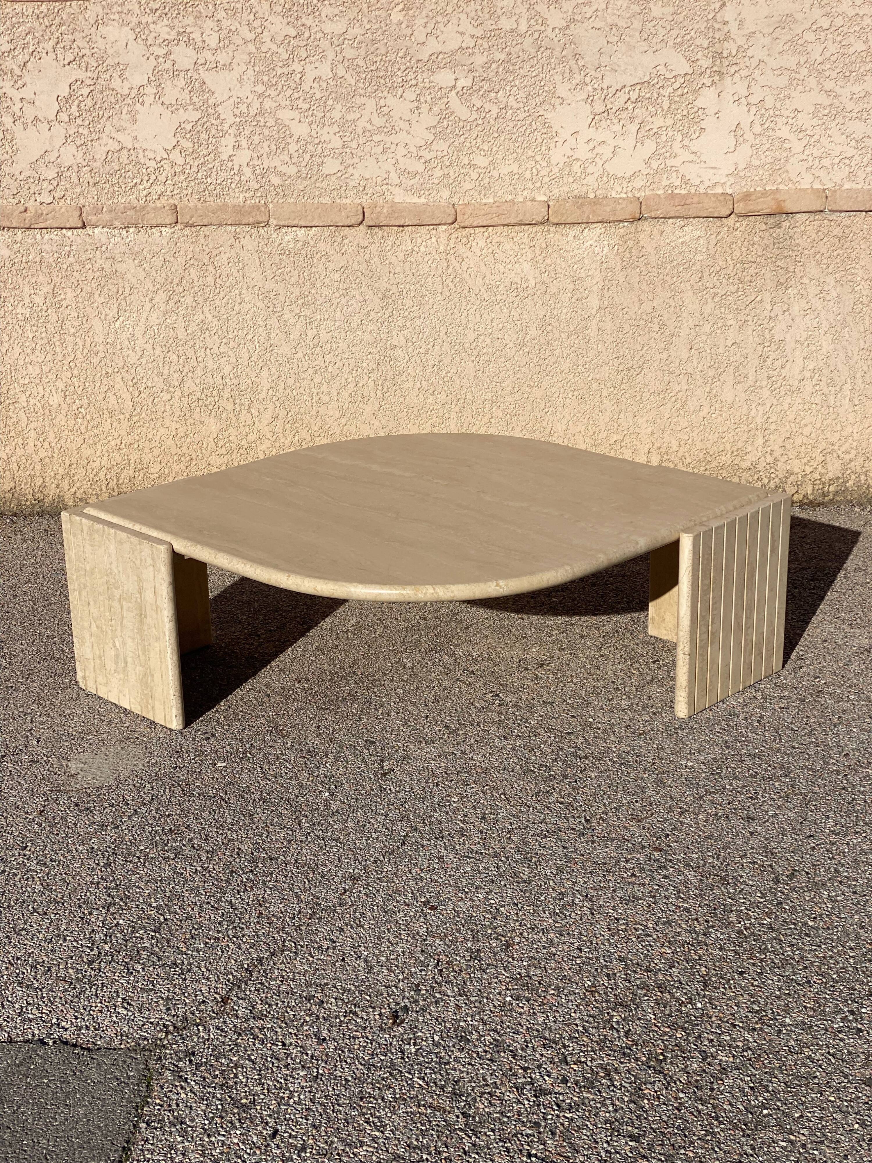 Coffee table in travertine marble design from the 80s