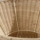 Ares rattan column