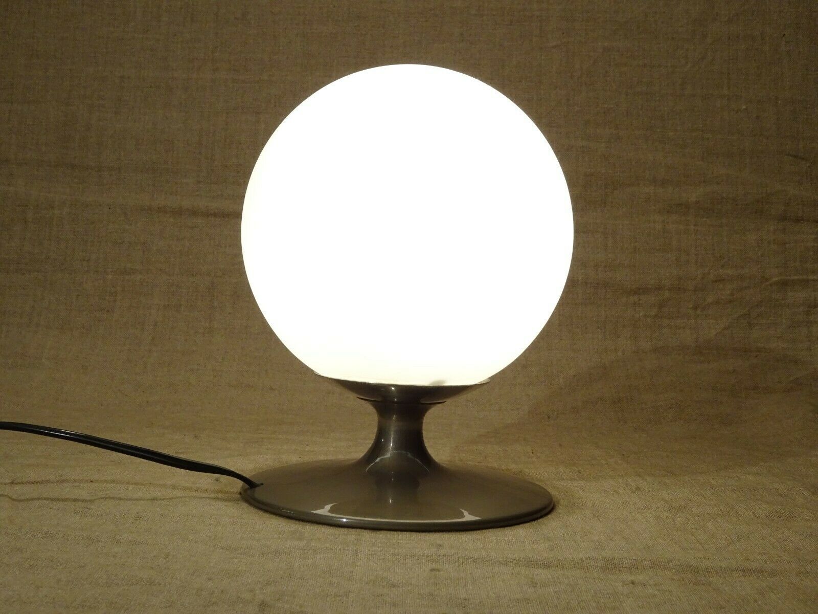 Vintage 50's 60's vintage ball ball lamp