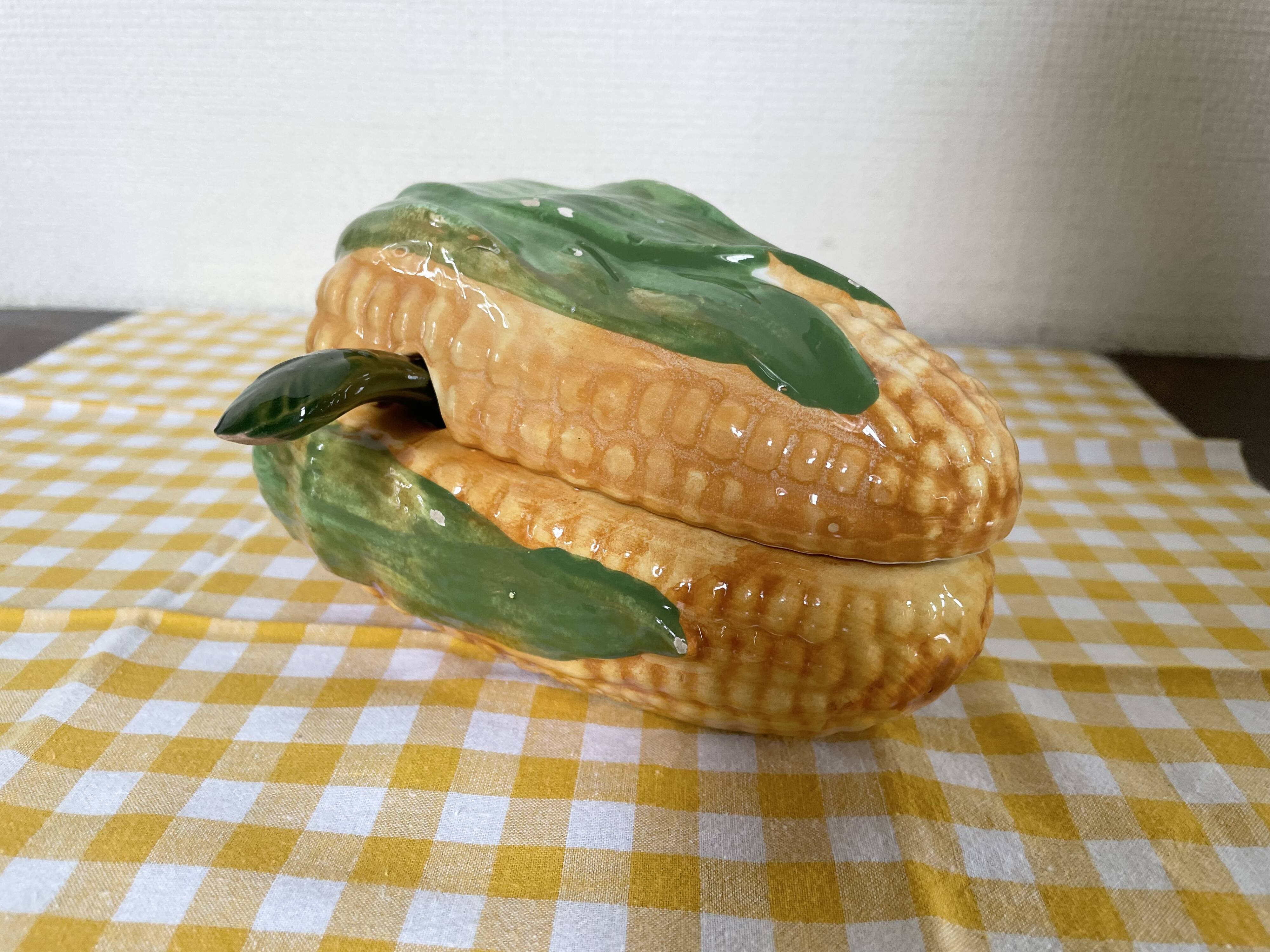 Corn cob slip gravy boat