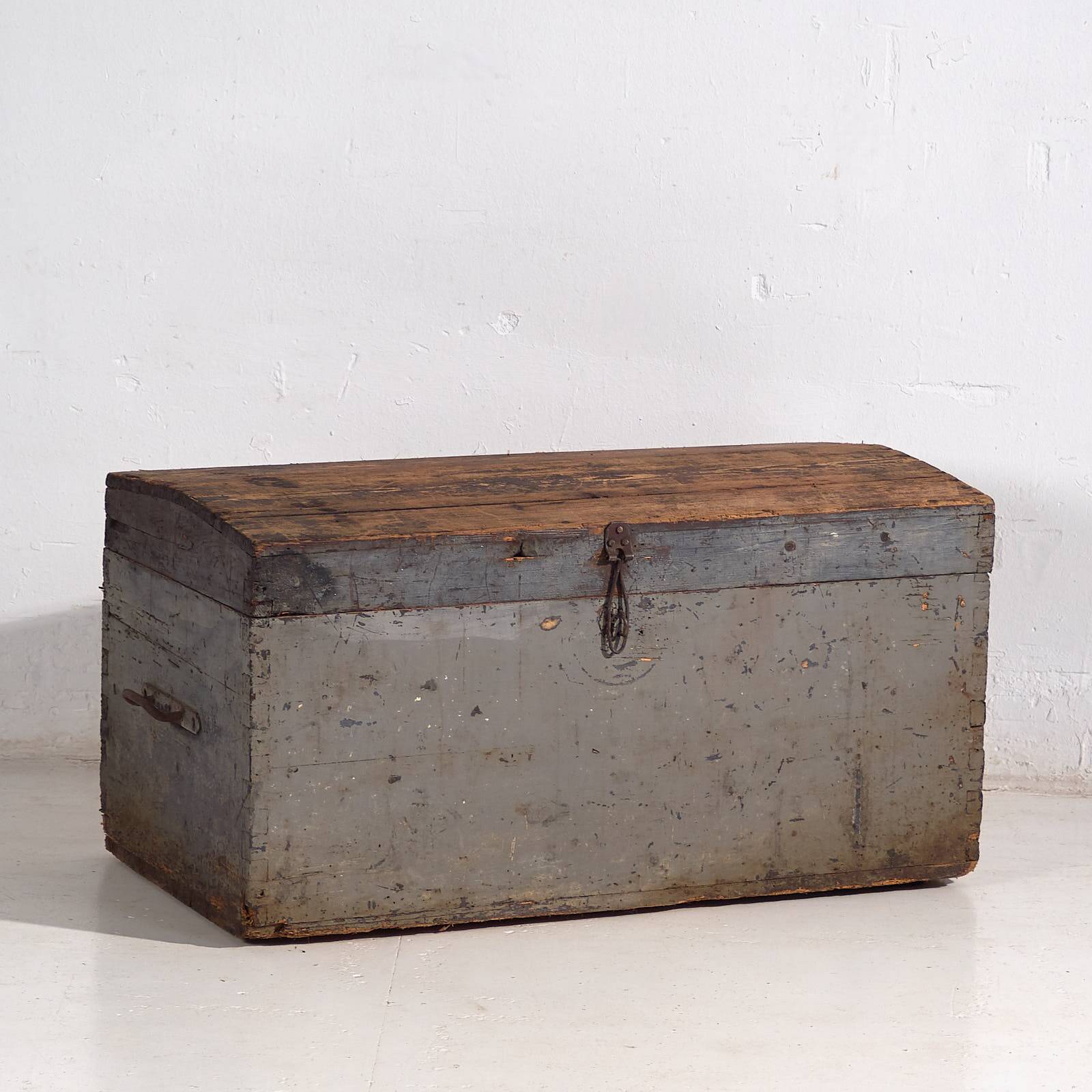Antique silver-grey solid wood chest (circa 1920) #20