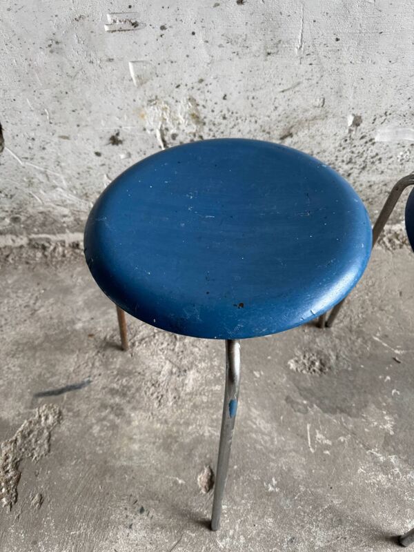 Lot de 2 tabourets Dot vintage bleus modèle 3170 par Arne Jacobsen pour Fritz Hansen, 1974