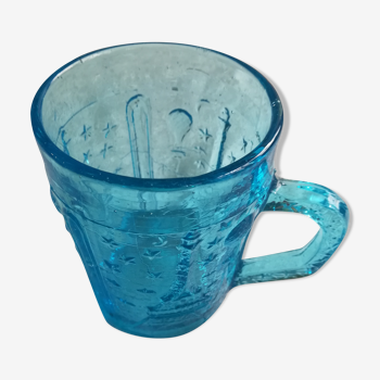 Ancienne tasse en verre turquoise