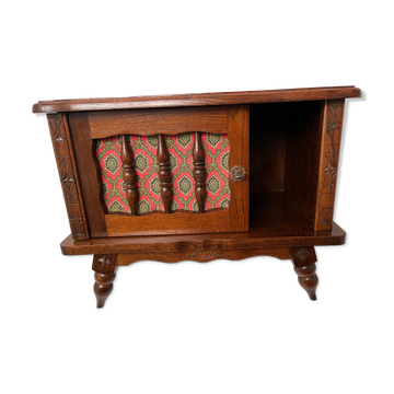 Table de chevet en bois sculptée vintage