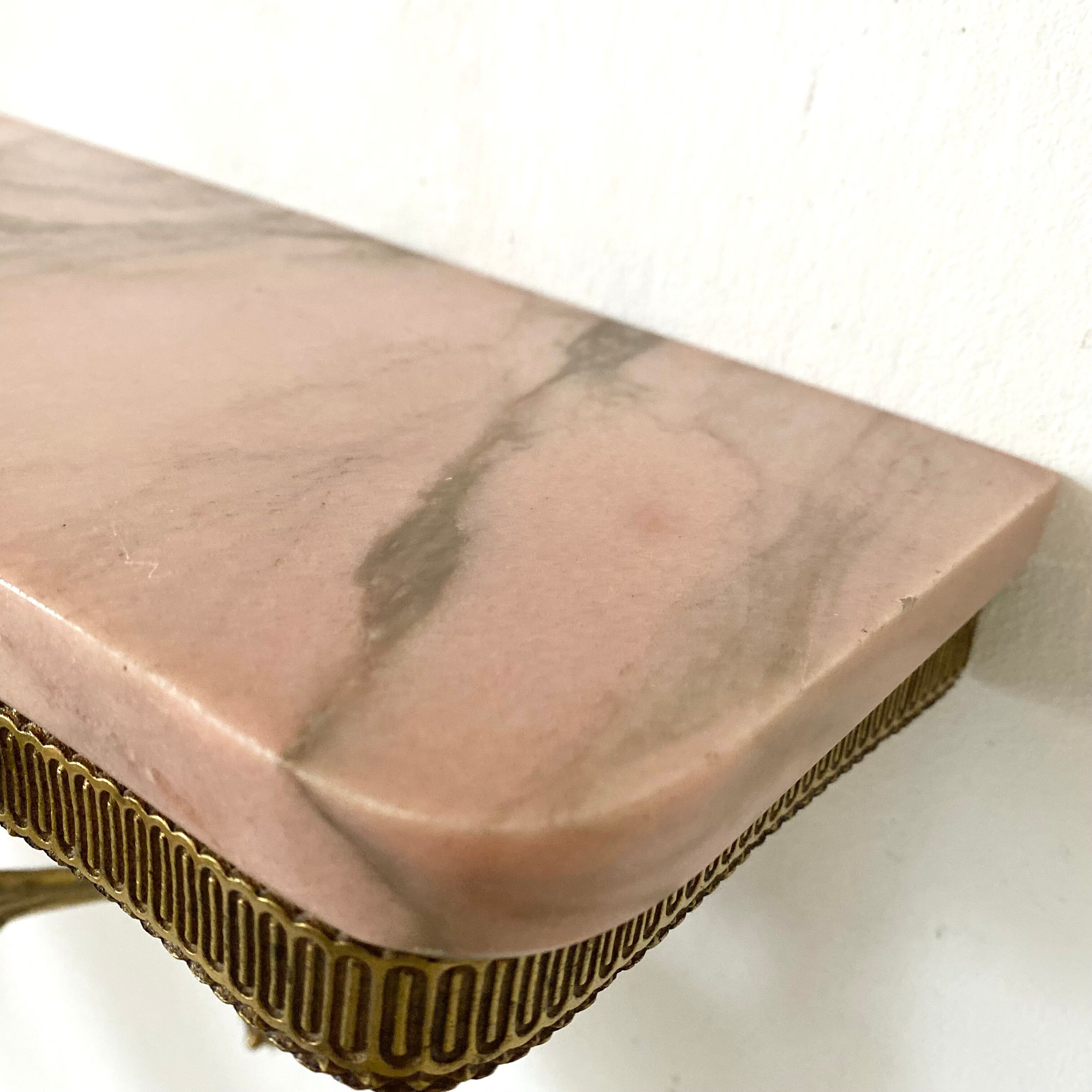 Baroque style wall console in pink marble and gilded metal