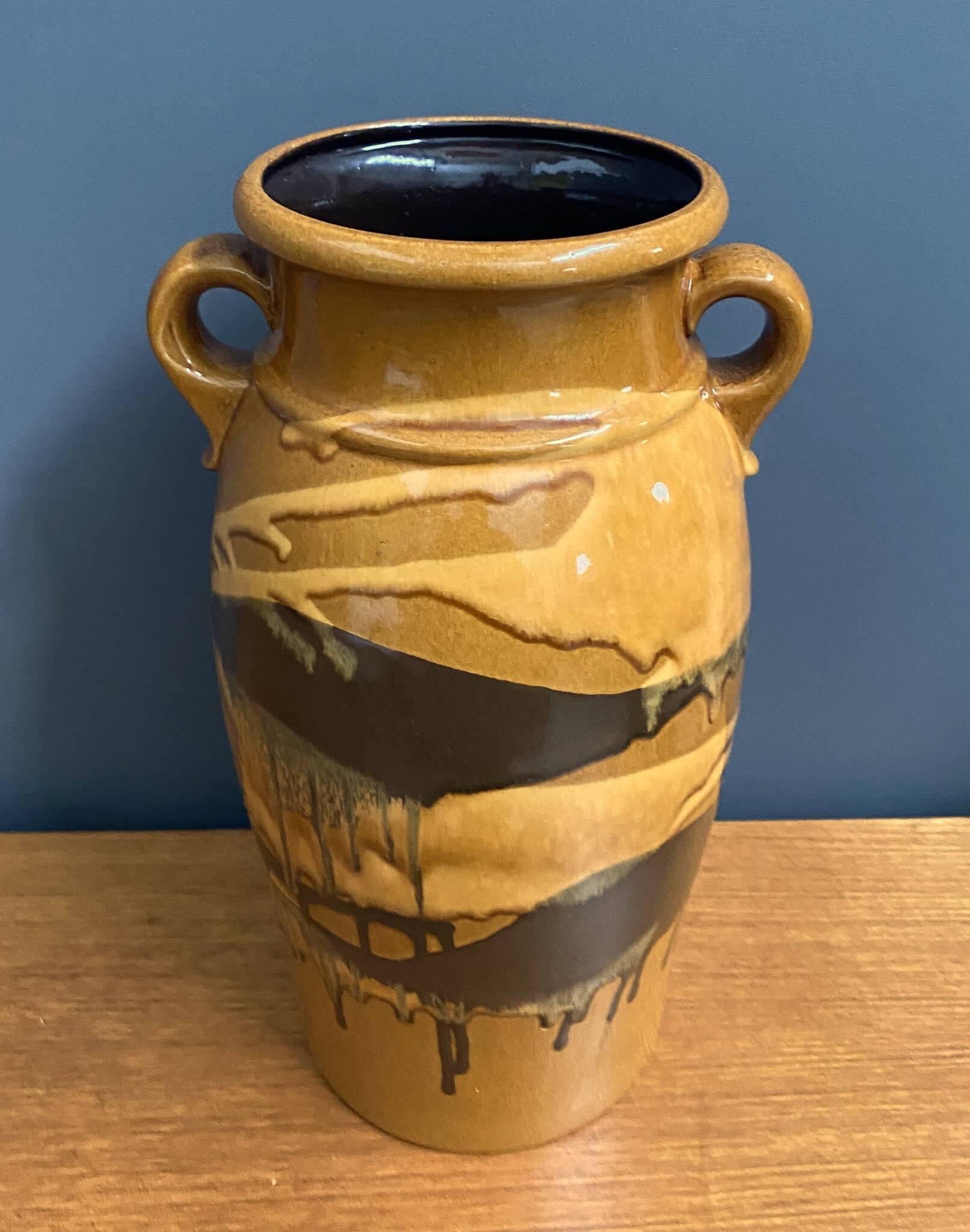 Xl Scheurich vase brown model 220-44 1970s