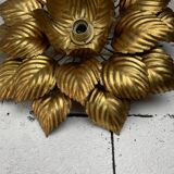 Vintage flower wall lamp in gilded metal